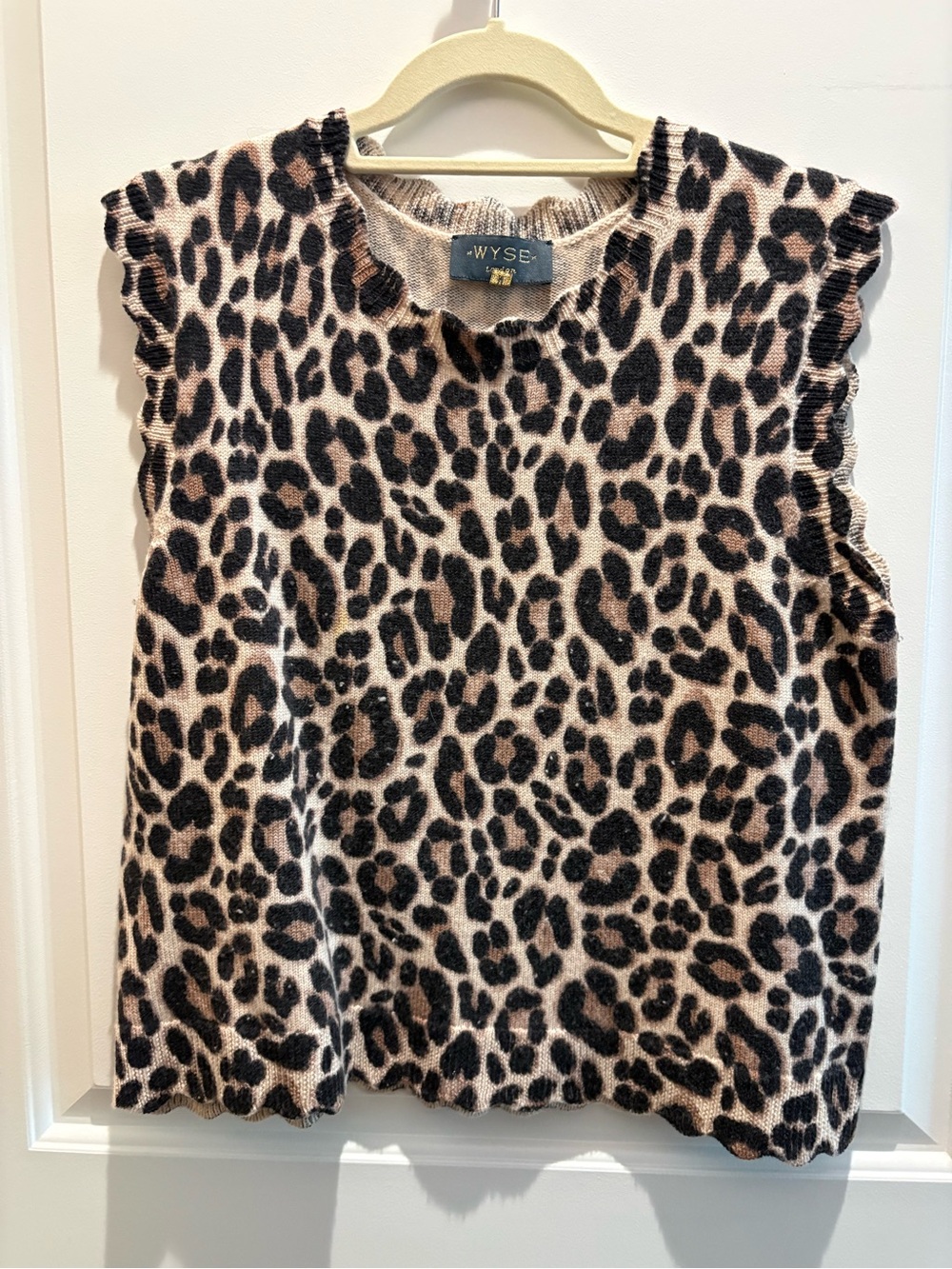 Leopard Print Sleeveless Knit Top